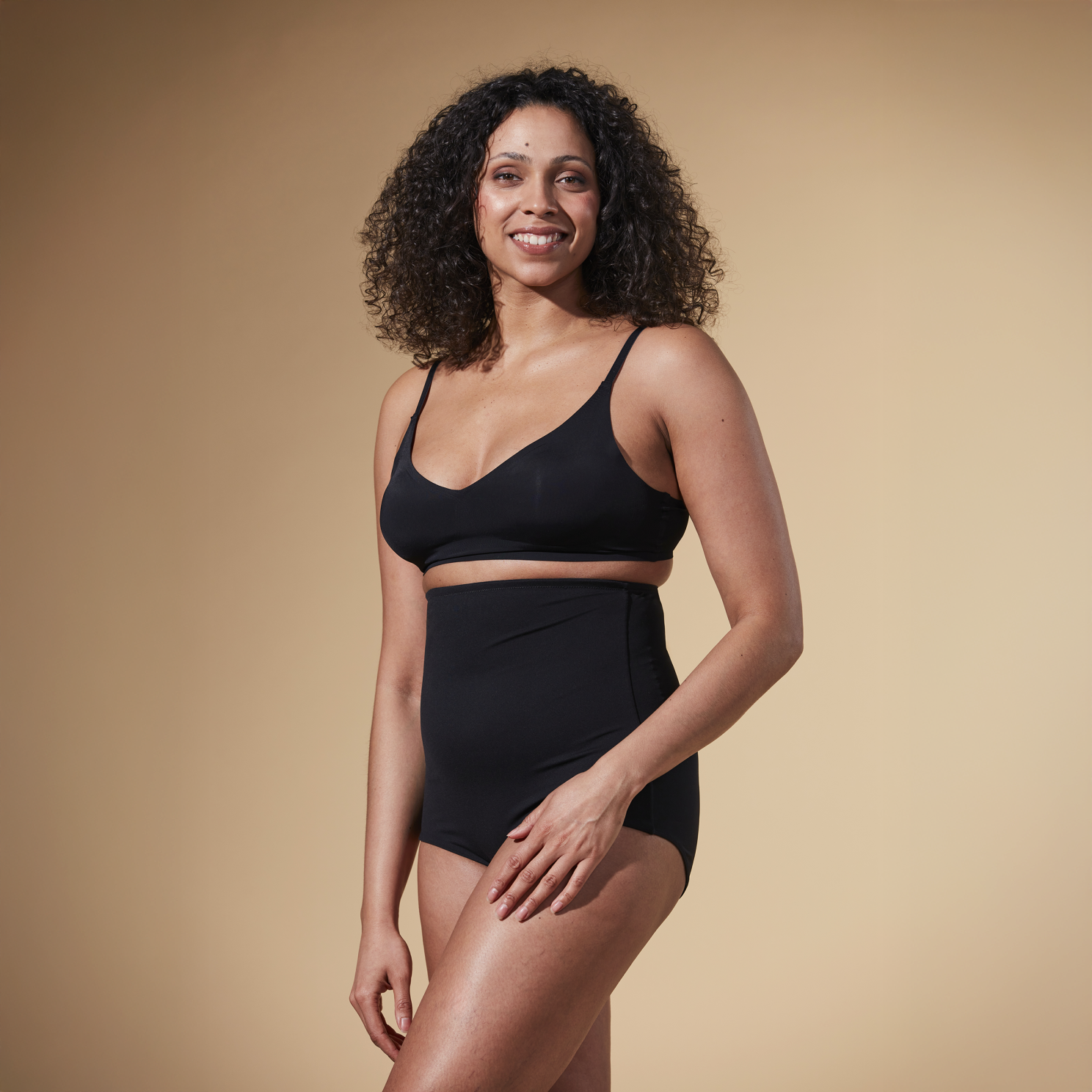 SUPPORT HERO SUPER HIGH WAIST BRIEF Dame Shapewear - Black - XL