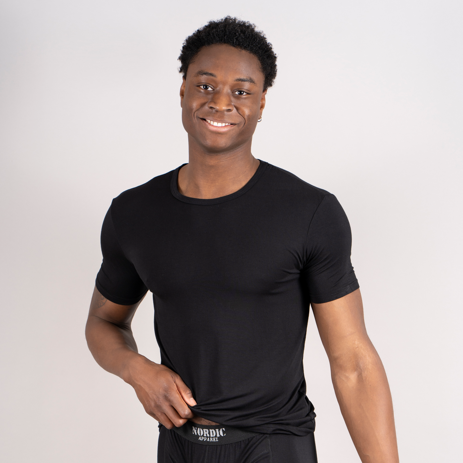 Nordic Apparel Bertram Herre T-shirt i bambus - Black - 3XL